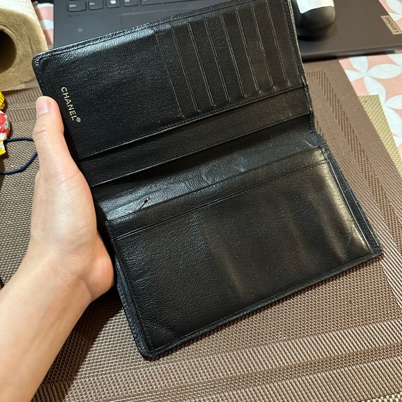 Authentic Vintage Black Chanel Long Wallet - Picture 13 of 16